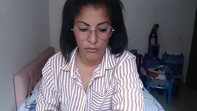 kateleyagrey webcam