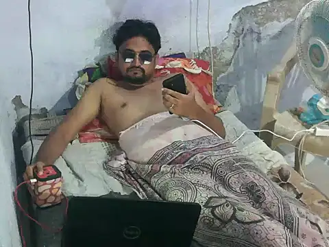 ROCOGUJUBULL live sex cam