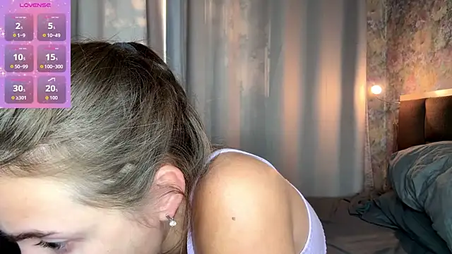 loradavi stripchat