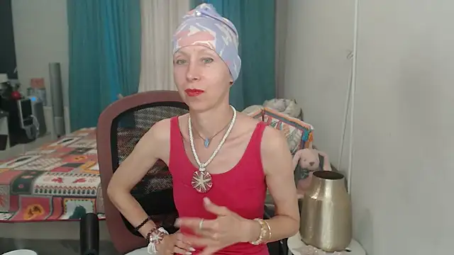 LuxuryNika