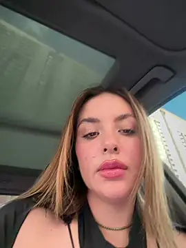 Alirawrz live cam