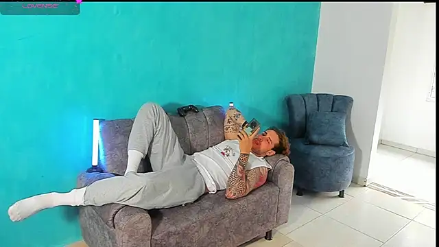 Ares_blue webcam
