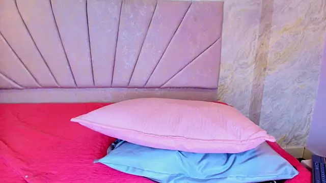 Mia_candy_0 live cam on StripChat