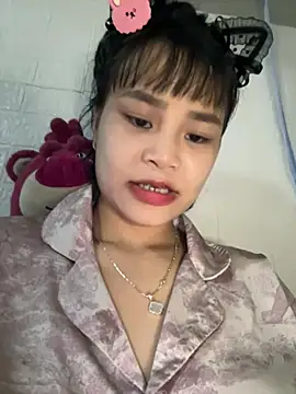 Bemi3_sexyy live cam on StripChat