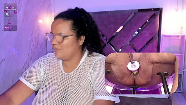MhiaRey webcam