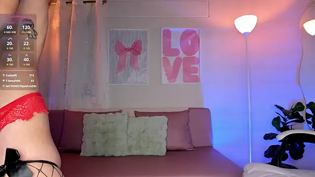 NaughtyAnggel live cam on StripChat