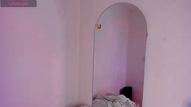 Viioleett_cum webcam