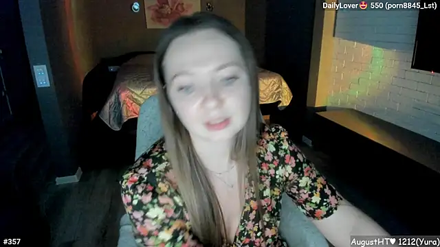 LizaGost live cam on StripChat