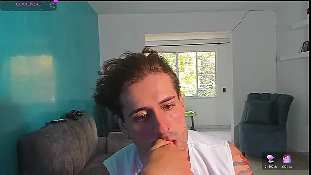 Ares_blue webcam