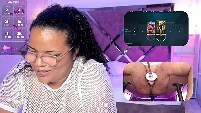 MhiaRey webcam
