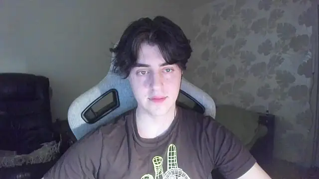 Knuckles17 webcam