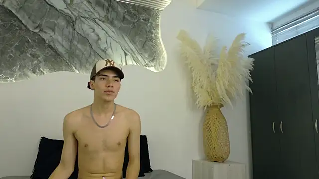 Monyel_Blake Live Webcam on Stripchat