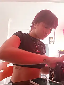 Thamaragomexxx live cam on StripChat