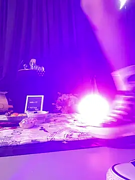 Sara-77 webcam