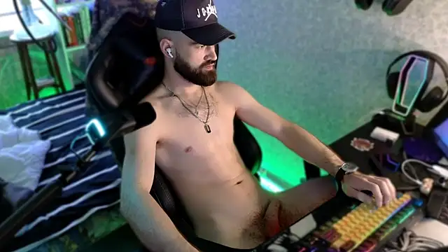 _Serious_Man webcam
