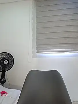 Ana_Luucia webcam