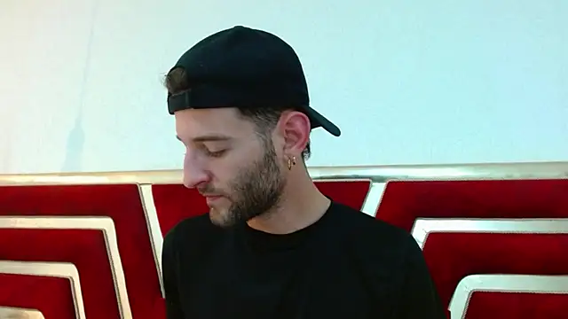 Christopher_saint webcam
