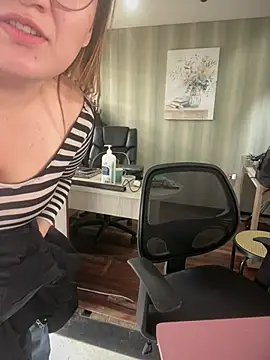 Sallem_Pink webcam