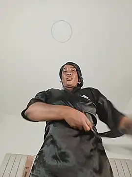 MadameEbony webcam