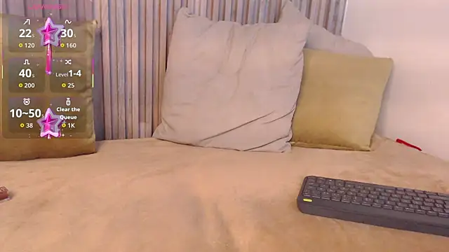 Kitty_Desire2 webcam