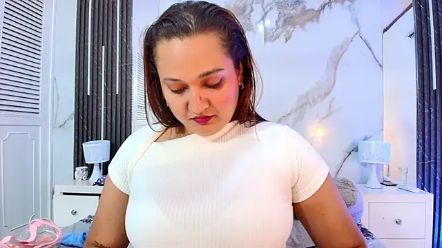 Honey-Hips webcam