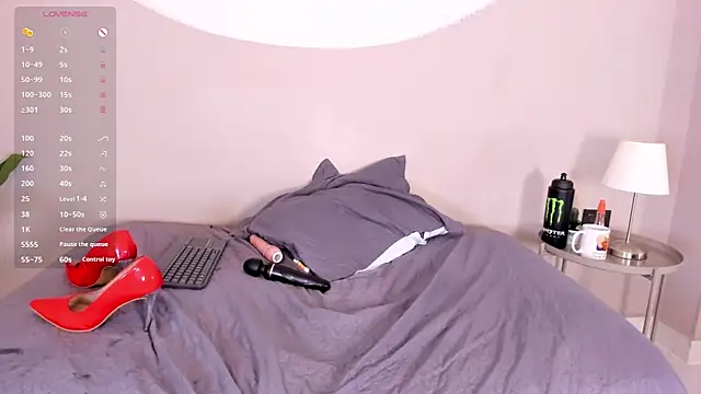 ainaah_'s live room