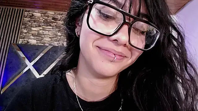 Amy_channel webcam