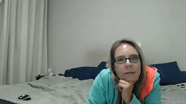 blondiesin50 webcam