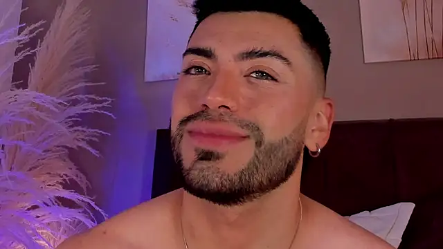 Alexander_Diazz webcam
