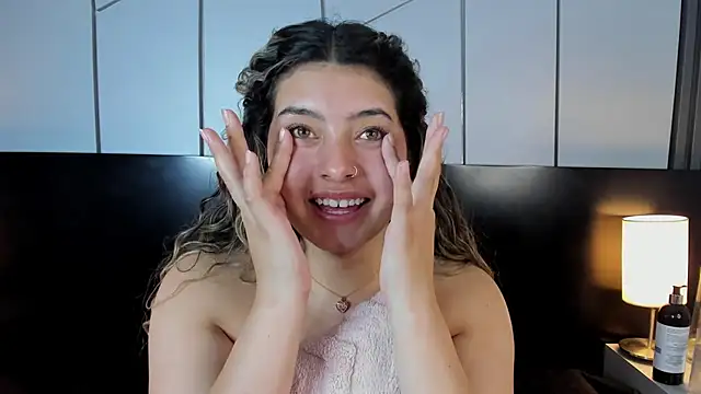 ChloeBelle_ webcam