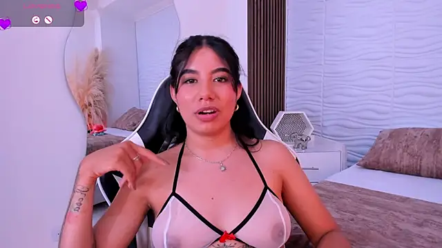 AylinLove_ webcam