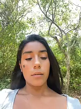 SaryJonex webcam