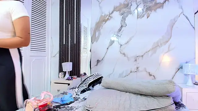 Honey-Hips webcam