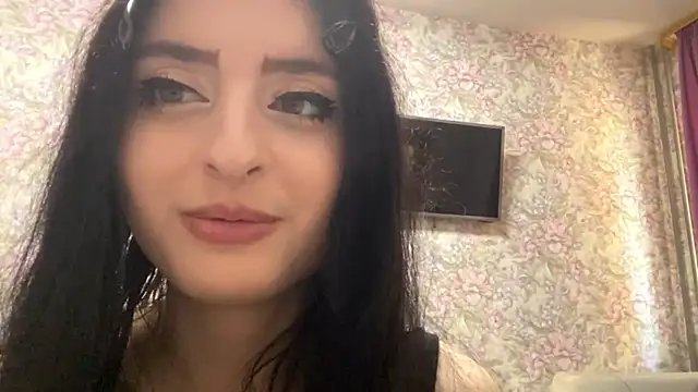 rochelletrossbach - RochelleTrossbach's free webcam - UK Sex Cams