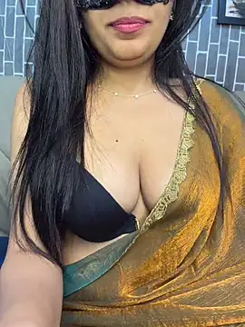escape_with_me live cam