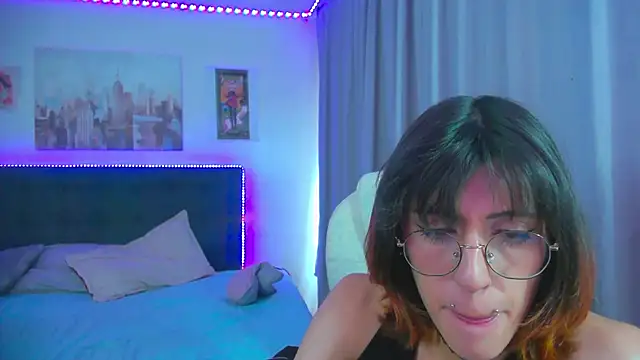 goth_minerva webcam
