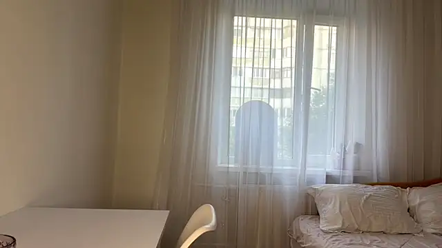 Adrll_Cute live cam on StripChat