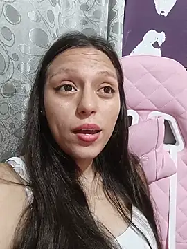 Lahila_ live cam on StripChat