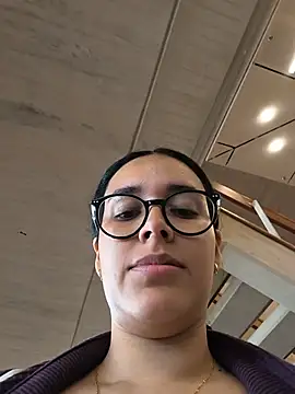 Annya-sweet webcam