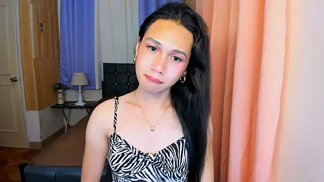 almira_hilson - Almira_Hilson's free webcam - UK Sex Cams