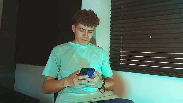 Tyler_Mcrey webcam