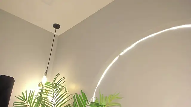 Juli_Casanova webcam