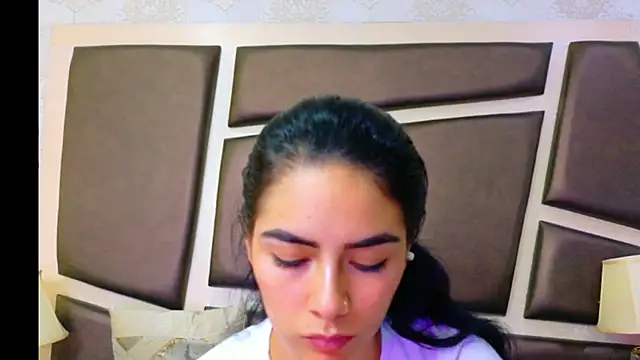 NicoleEsposito live cam on StripChat