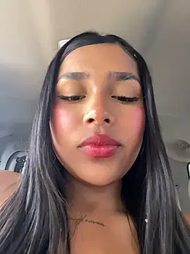 mariangel_11 (F teen) - a lot of spit coming out of my mouth 😈