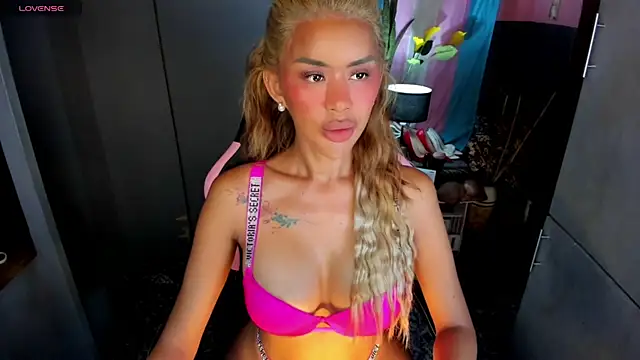 anitamoorhead (T young) - THIRSTY! WANNA DRAIN MY BALLS 💦💦💦