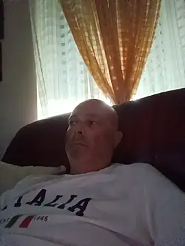 Alexis_Bull live cam