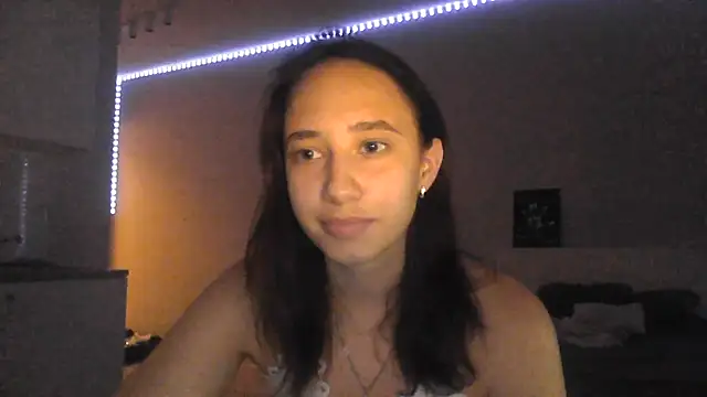DarkMirel webcam