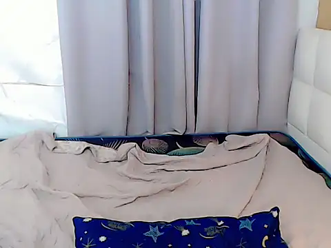 Ur_Goddes_Barbie webcam