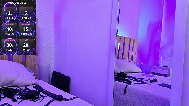 coral_jonesss webcam