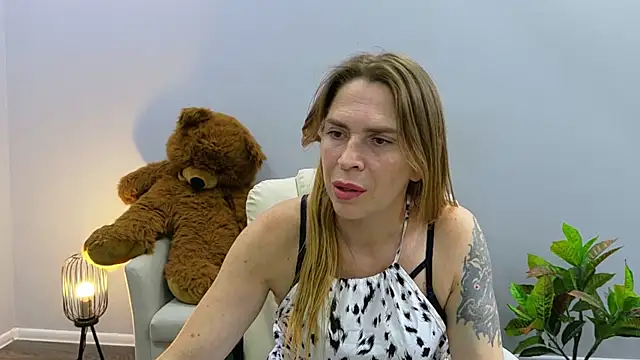 TessaDaybreak live sex cam